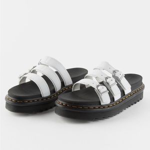 New Dr. Martens Women's Blaire Platform Sandal